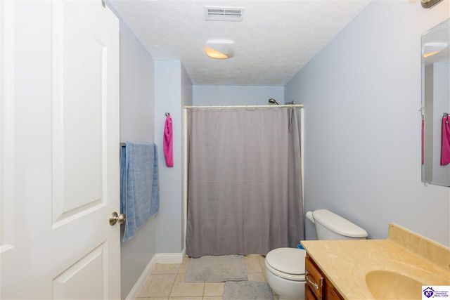 330 Stonebriar Drive, Elizabethtown, KY 42701