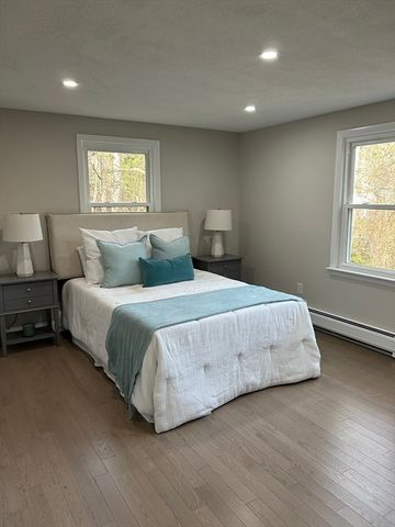 38 Rocky Knook Ln, Marion, MA 02738