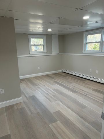 38 Rocky Knook Ln, Marion, MA 02738