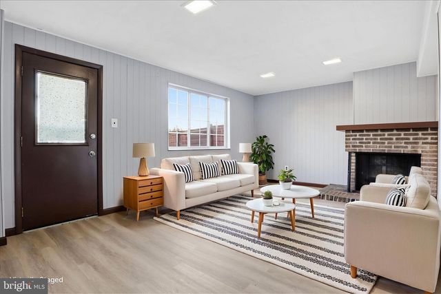 19847 WHEELWRIGHT DR, Gaithersburg, MD 20886