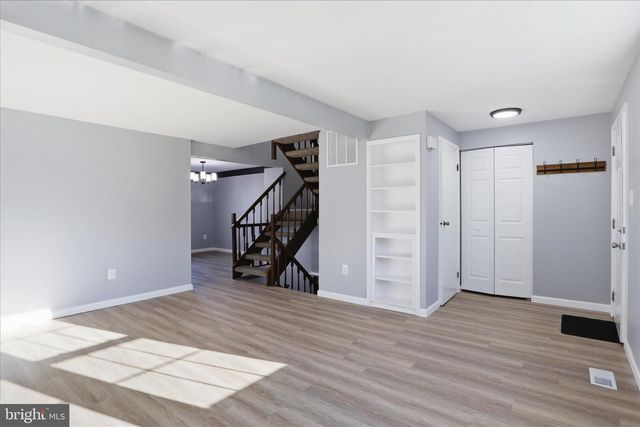 19847 WHEELWRIGHT DR, Gaithersburg, MD 20886