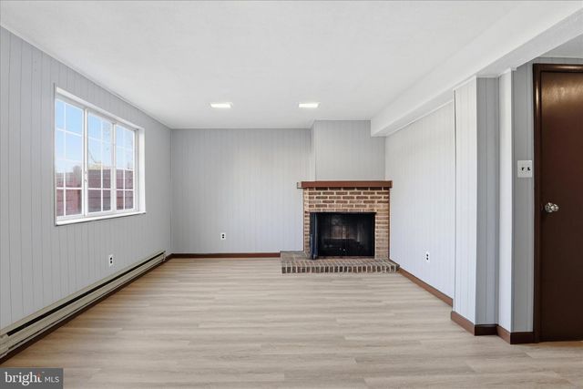 19847 WHEELWRIGHT DR, Gaithersburg, MD 20886