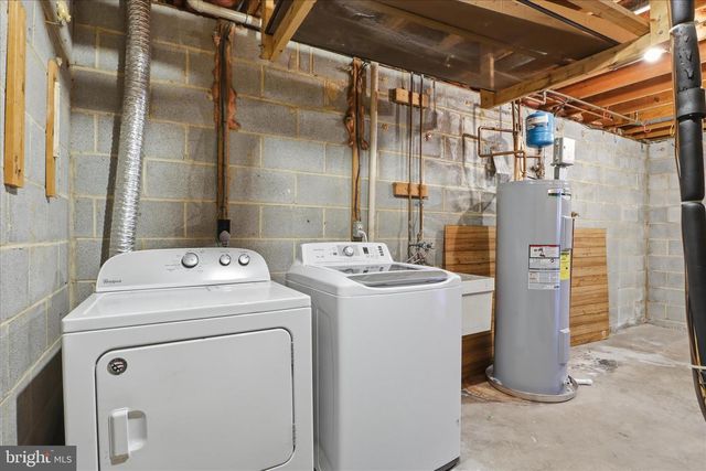 19847 WHEELWRIGHT DR, Gaithersburg, MD 20886