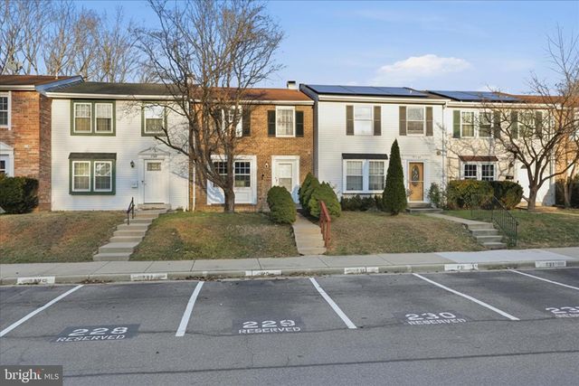 19847 WHEELWRIGHT DR, Gaithersburg, MD 20886