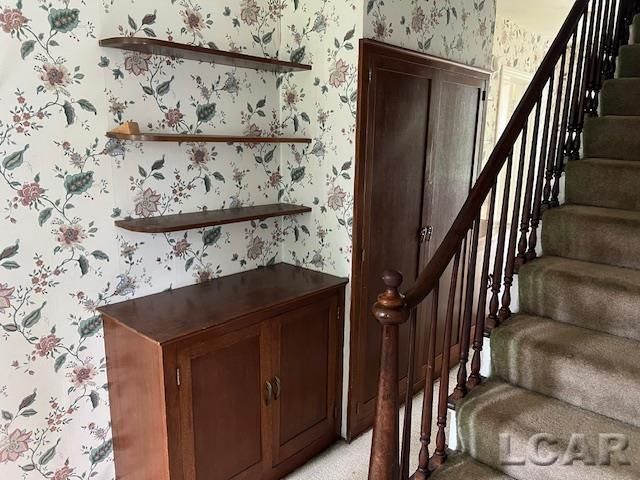 1010 W Valley Road, Adrian, MI 49221