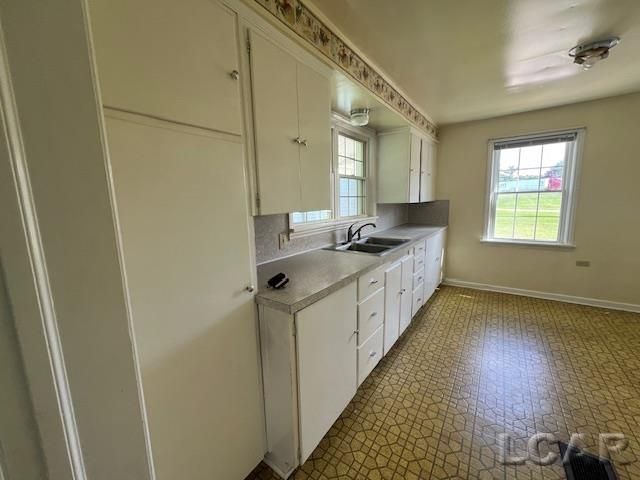 1010 W Valley Road, Adrian, MI 49221