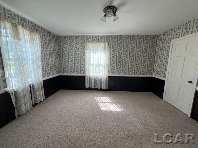 1010 W Valley Road, Adrian, MI 49221