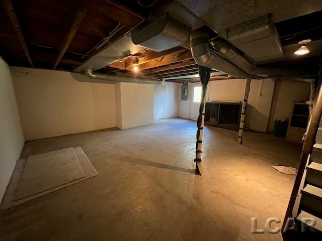 1010 W Valley Road, Adrian, MI 49221