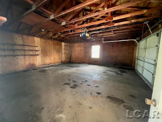 1010 W Valley Road, Adrian, MI 49221