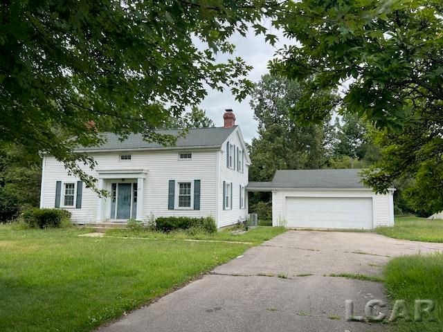 1010 W Valley Road, Adrian, MI 49221
