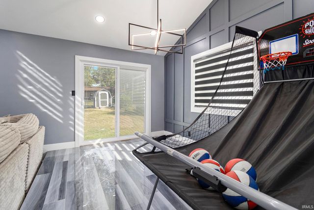 3721 Surrey Lane, South Bend, IN 46628