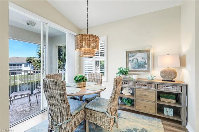 6879 Redbay Park RD # 203, Naples, FL 34109