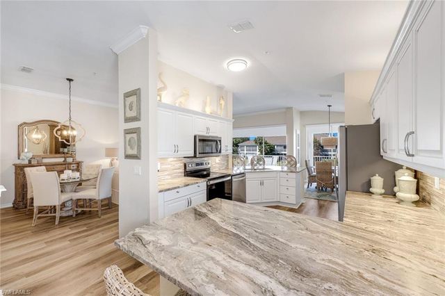 6879 Redbay Park RD # 203, Naples, FL 34109