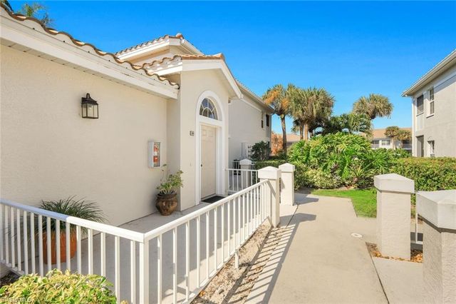 6879 Redbay Park RD # 203, Naples, FL 34109