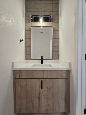 1834 Montana, San Antonio, TX 78203