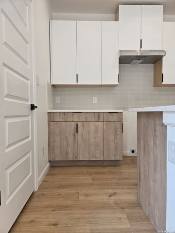 1834 Montana, San Antonio, TX 78203