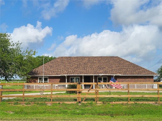 3893 County Road 61, Robstown, TX 78380