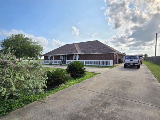 3893 County Road 61, Robstown, TX 78380
