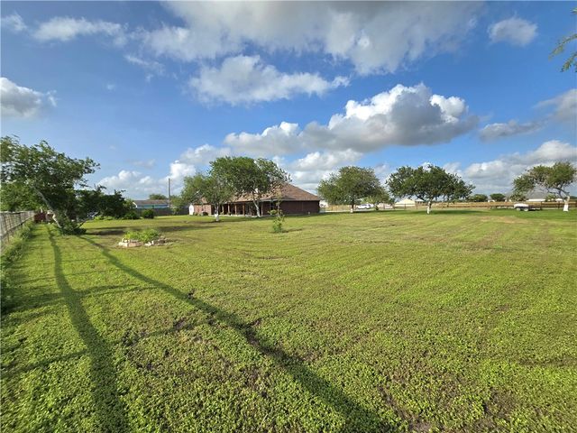 3893 County Road 61, Robstown, TX 78380