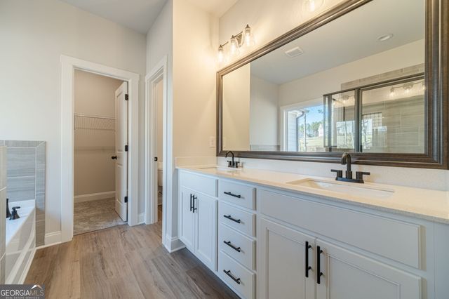 210 Pinewood Drive, Covington, GA 30014