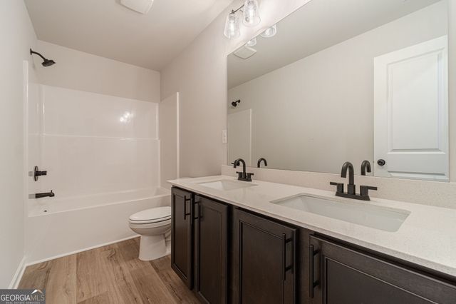 210 Pinewood Drive, Covington, GA 30014