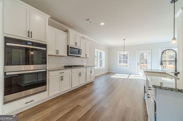 210 Pinewood Drive, Covington, GA 30014