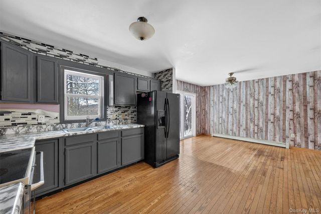 11 Park Lane, Holmes, NY 12531