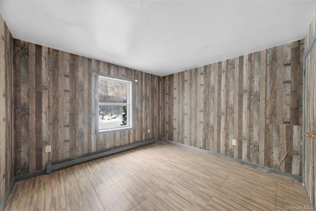 11 Park Lane, Holmes, NY 12531