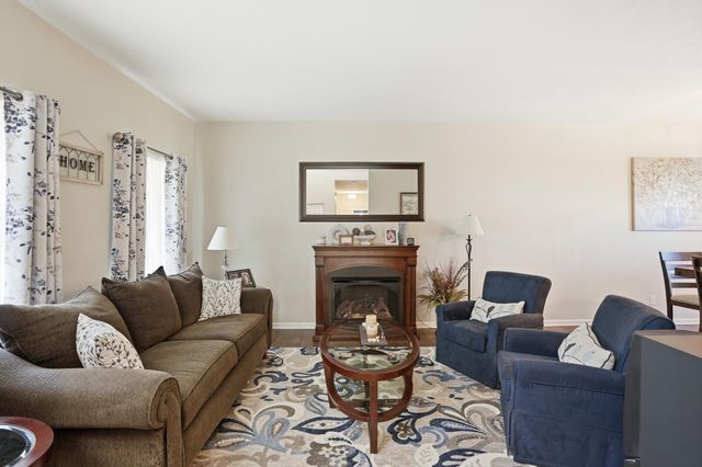 13921 Bluff View Road, Dyer, IN 46311