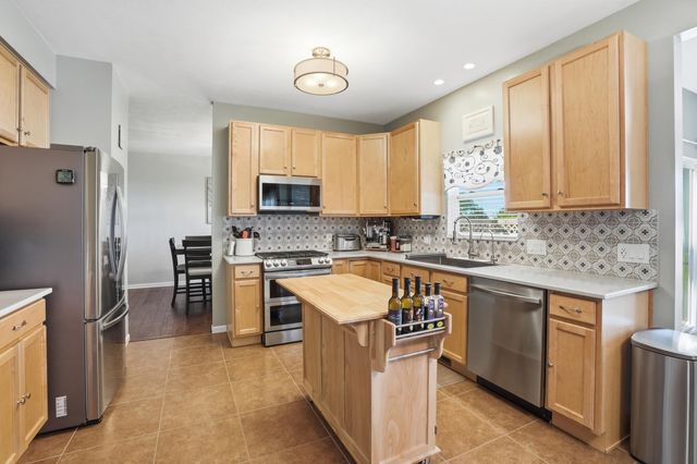 13921 Bluff View Road, Dyer, IN 46311