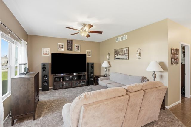 13921 Bluff View Road, Dyer, IN 46311