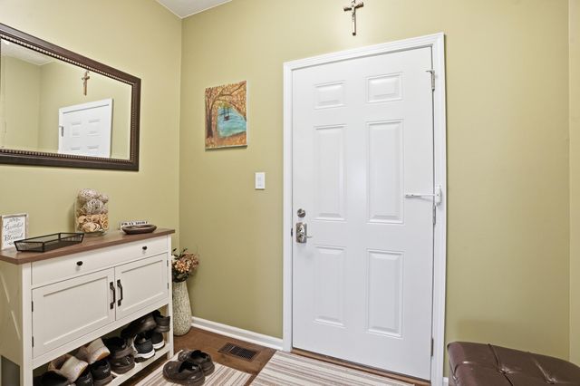 13921 Bluff View Road, Dyer, IN 46311