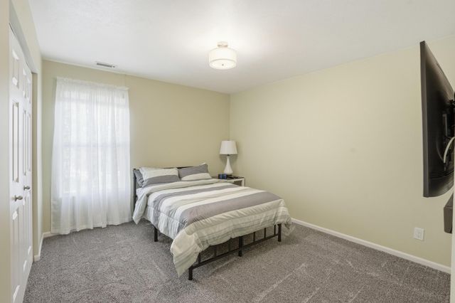13921 Bluff View Road, Dyer, IN 46311