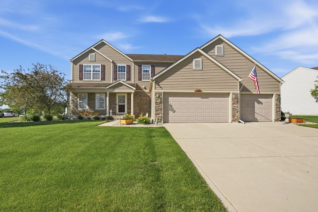 13921 Bluff View Road, Dyer, IN 46311