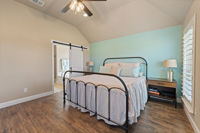 121 Tall Pine Drive, Godley, TX 76044