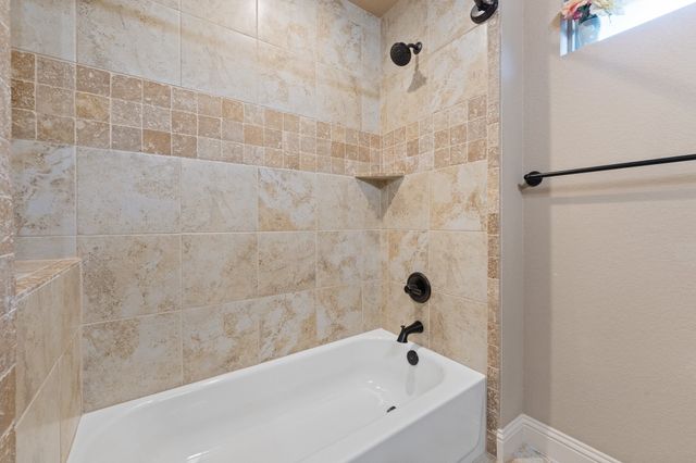 121 Tall Pine Drive, Godley, TX 76044