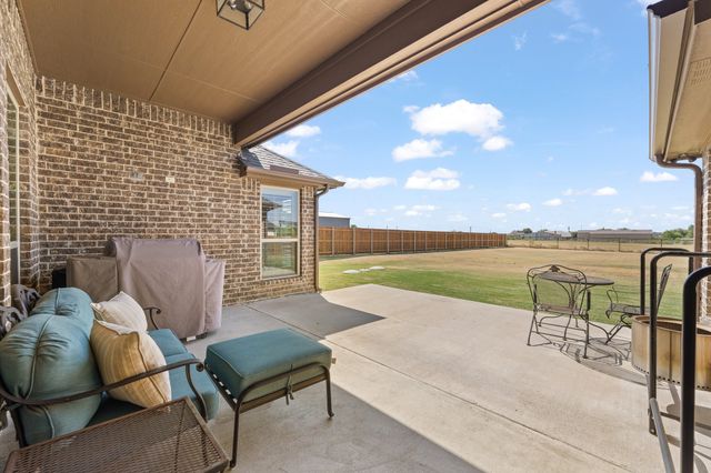 121 Tall Pine Drive, Godley, TX 76044