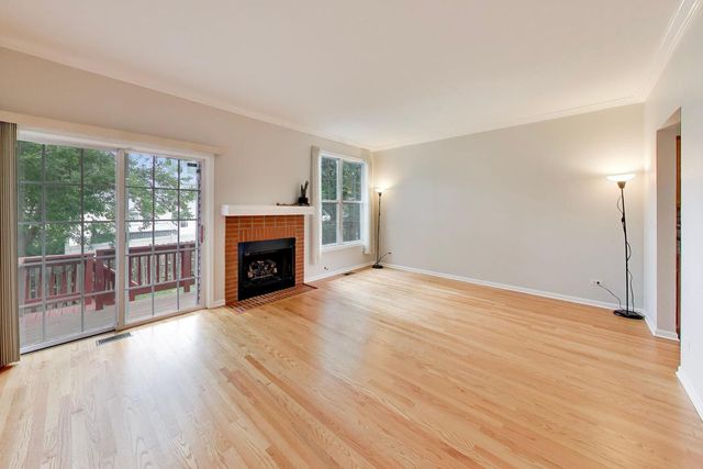 60 W 20th Street, Lombard, IL 60148