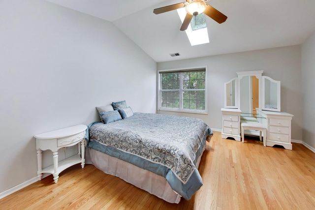 60 W 20th Street, Lombard, IL 60148