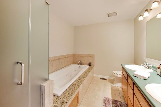 60 W 20th Street, Lombard, IL 60148