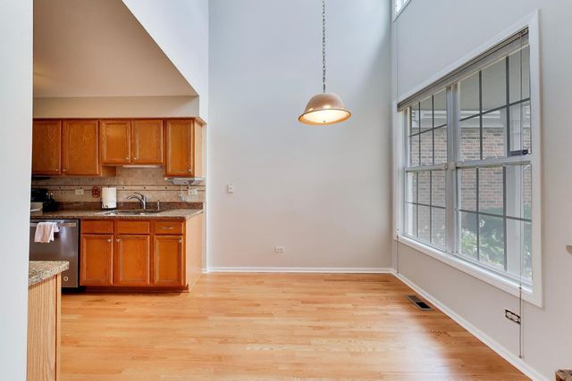 60 W 20th Street, Lombard, IL 60148