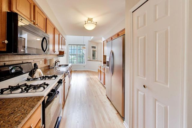 60 W 20th Street, Lombard, IL 60148