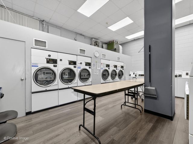 40 N Tower Road 2F, Oak Brook, IL 60523