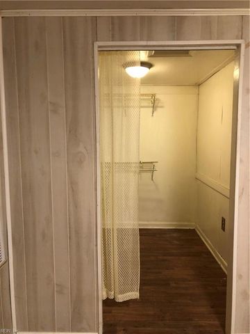 5100 Woolsey St Apt B, Norfolk, VA 23513