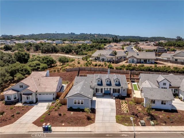 1422 Black Oak Drive, Santa Maria, CA 93455