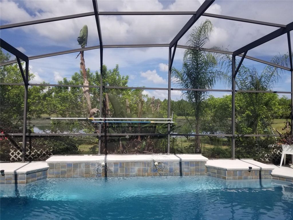 Image 11 of property listing at 12900 WINFIELD SCOTT BOULEVARD, Orlando, FL 32837