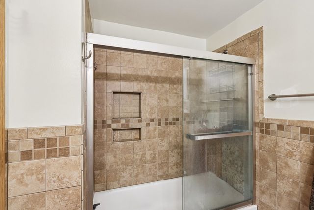 3312 Gilboa Avenue, Zion, IL 60099