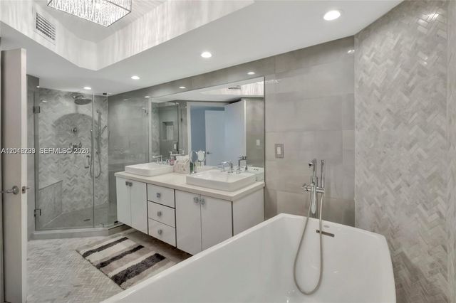 16425 Collins Avenue 1612, Sunny Isles Beach, FL 33160