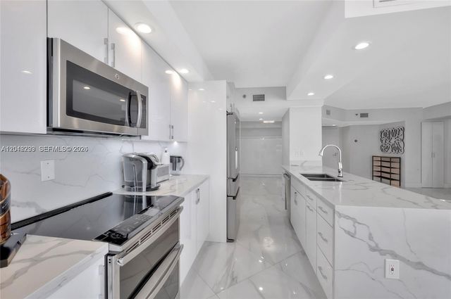 16425 Collins Avenue 1612, Sunny Isles Beach, FL 33160