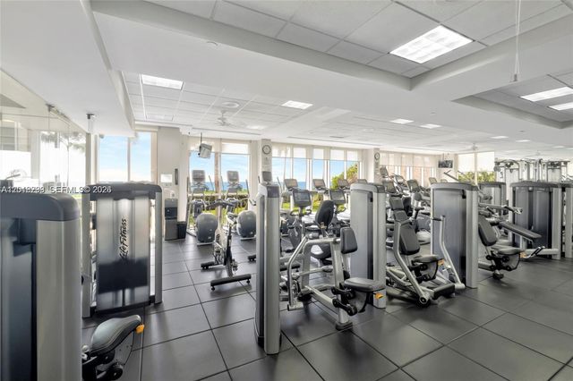 16425 Collins Avenue 1612, Sunny Isles Beach, FL 33160